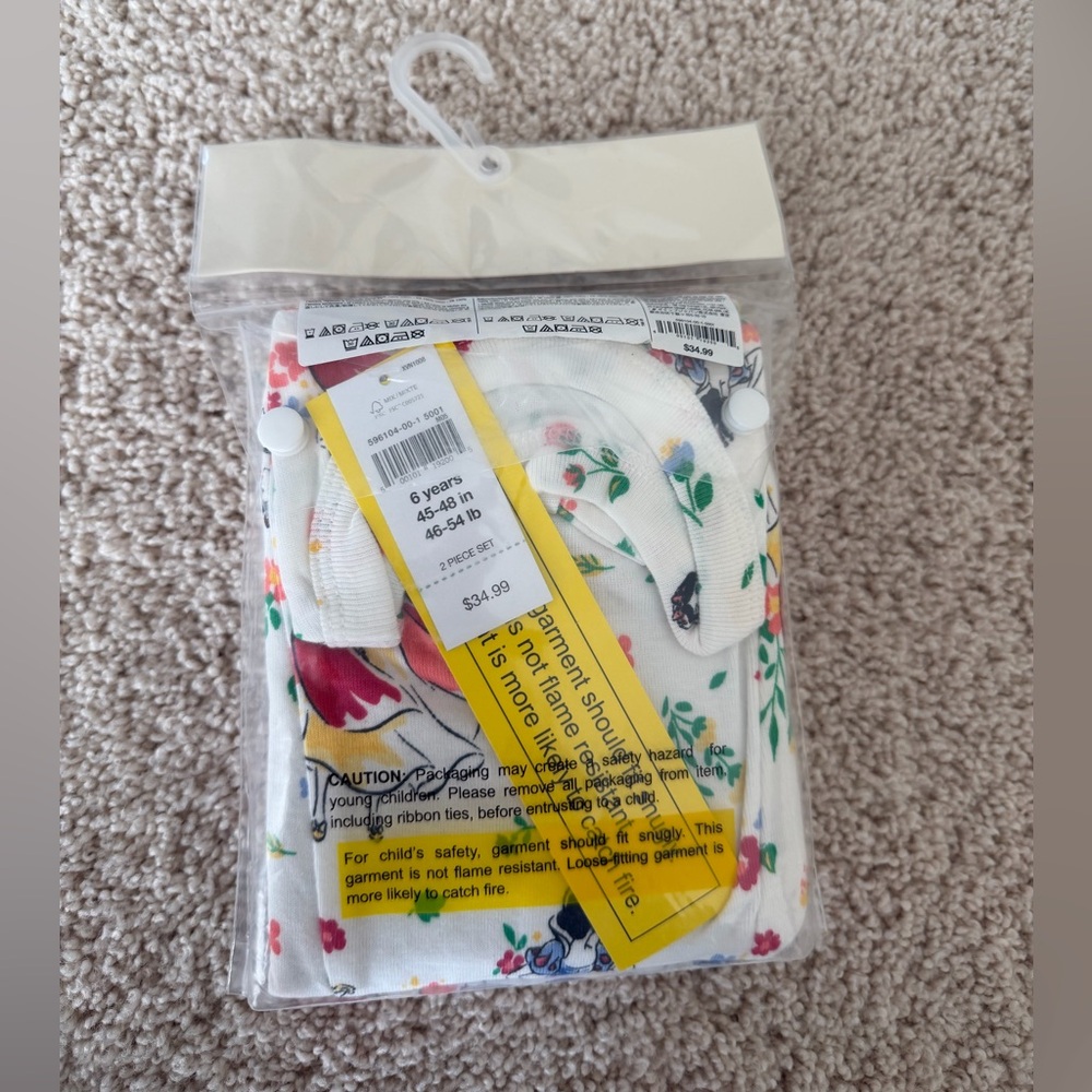 BabyGap Gap× Disney Girls Organic Cotton Snow White PJ Set, size 6, NWT - Picture 4 of 5